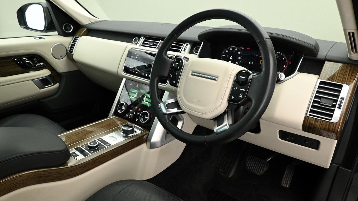 Land Rover Range Rover Image 5