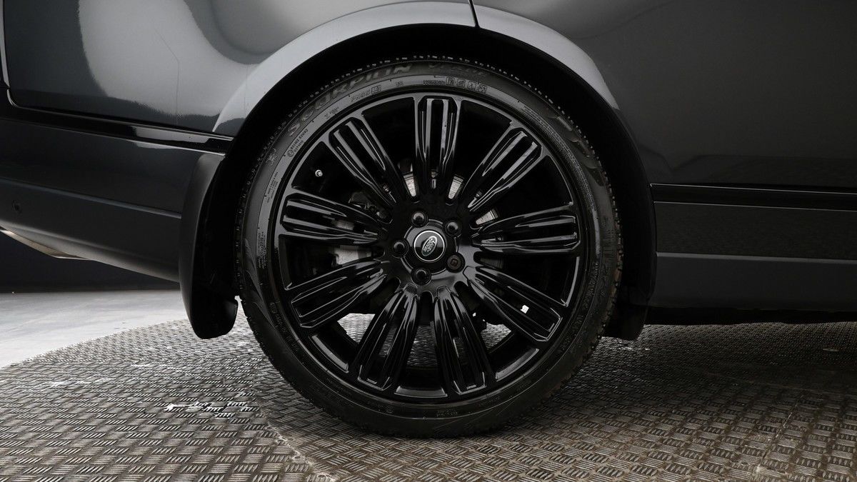 Land Rover Range Rover Image 17