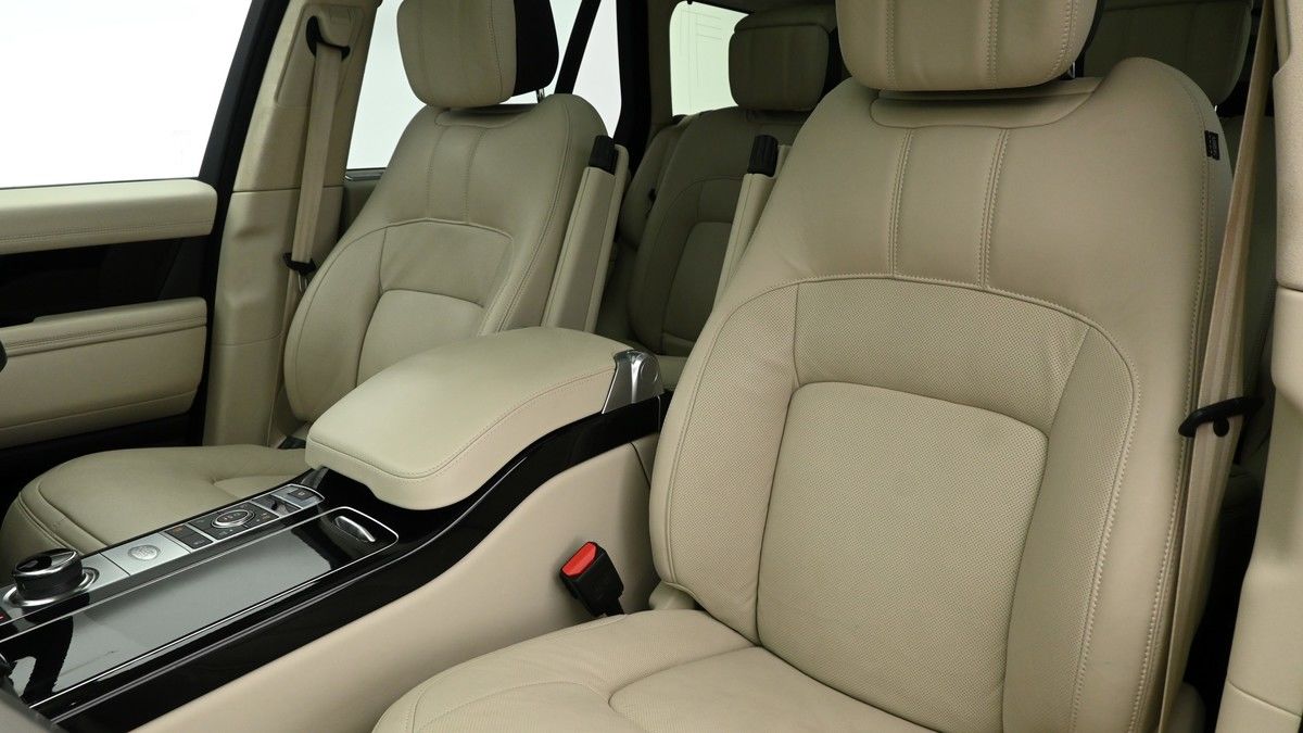 Land Rover Range Rover Image 4