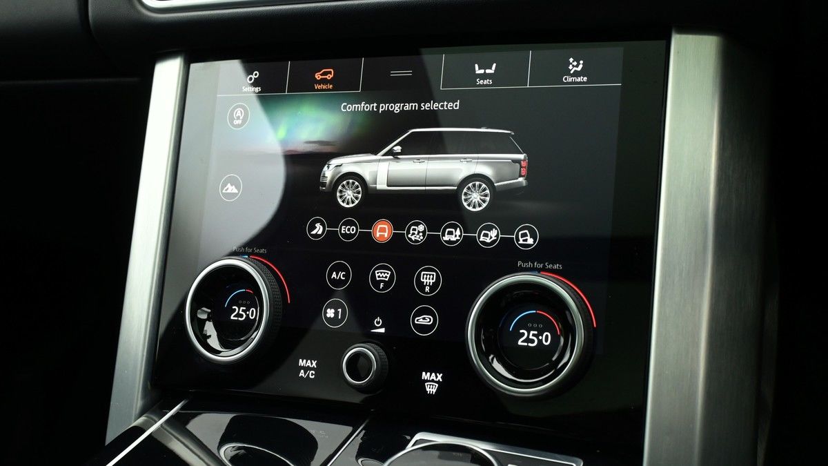 Land Rover Range Rover Image 12