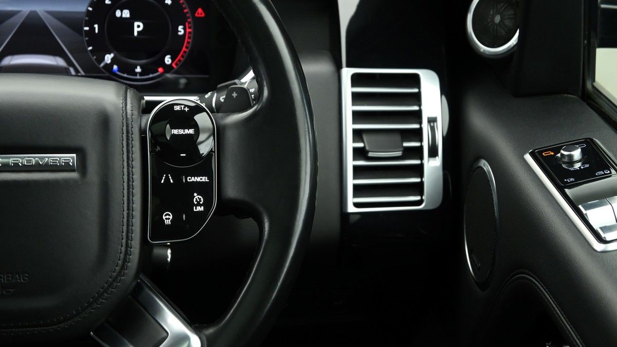 Land Rover Range Rover Image 16