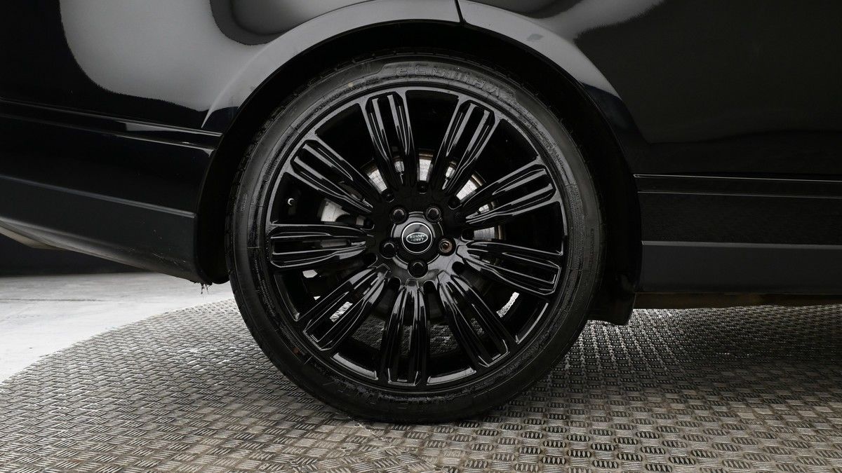 Land Rover Range Rover Image 9
