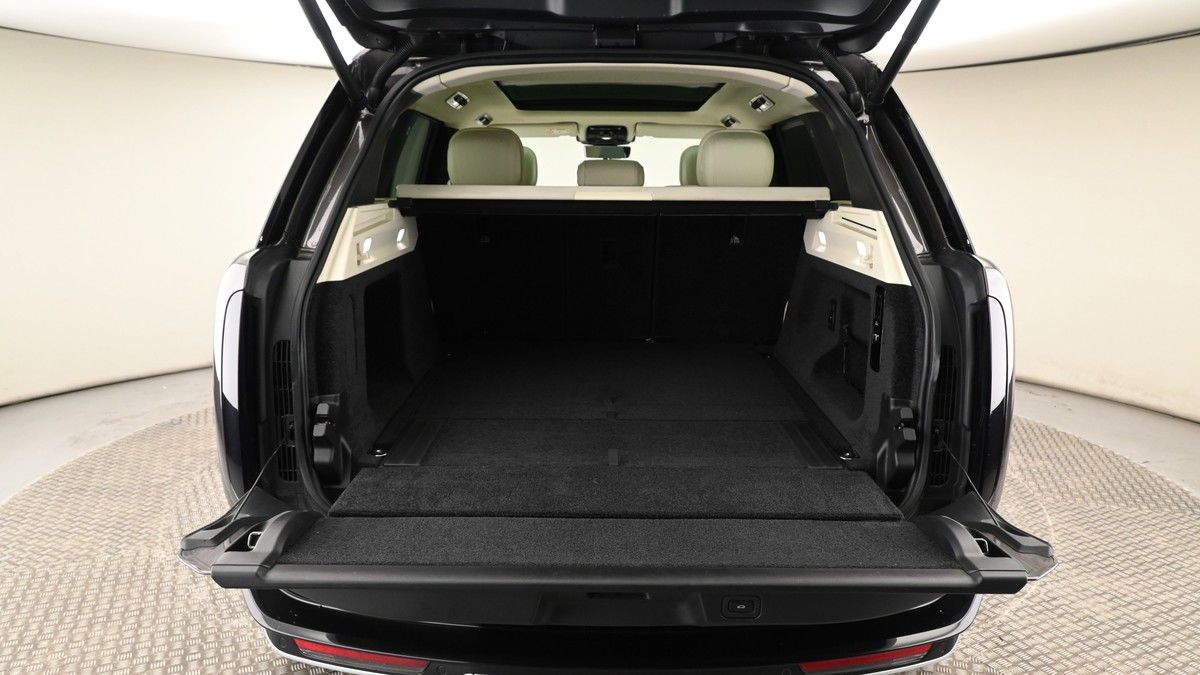 Land Rover Range Rover Image 10