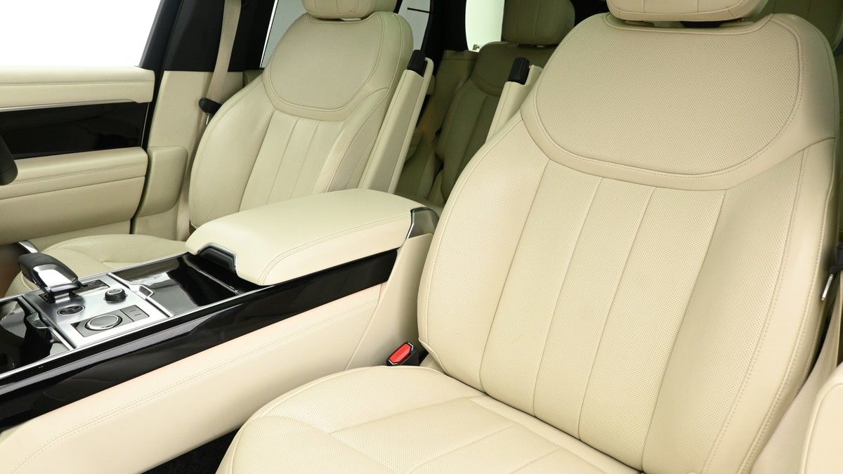 Land Rover Range Rover Image 4
