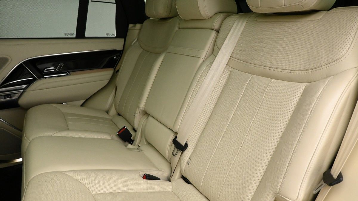 Land Rover Range Rover Image 5