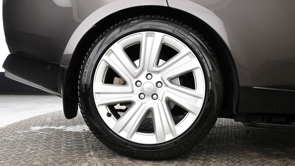 Land Rover Range Rover Image 9