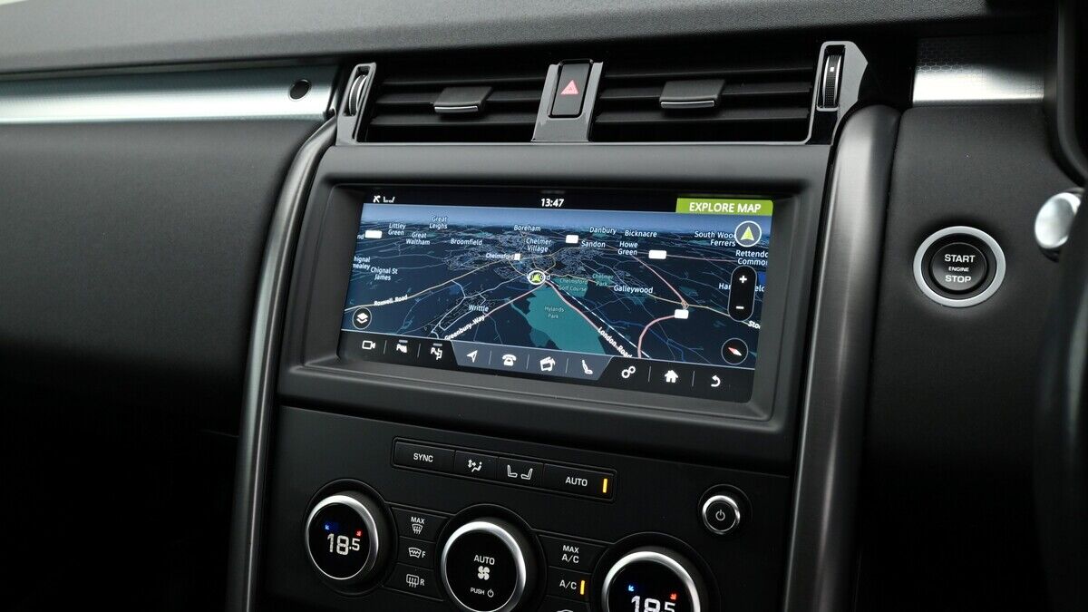 Land Rover Discovery Image 11