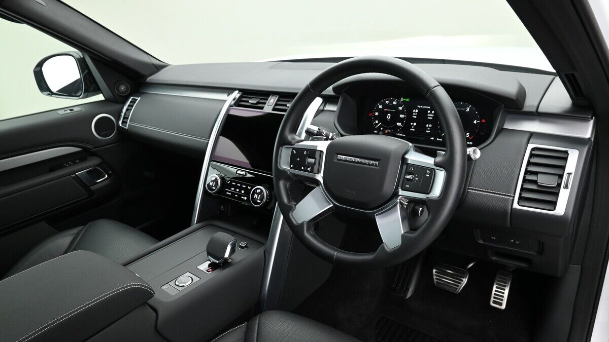Land Rover Discovery Image 7