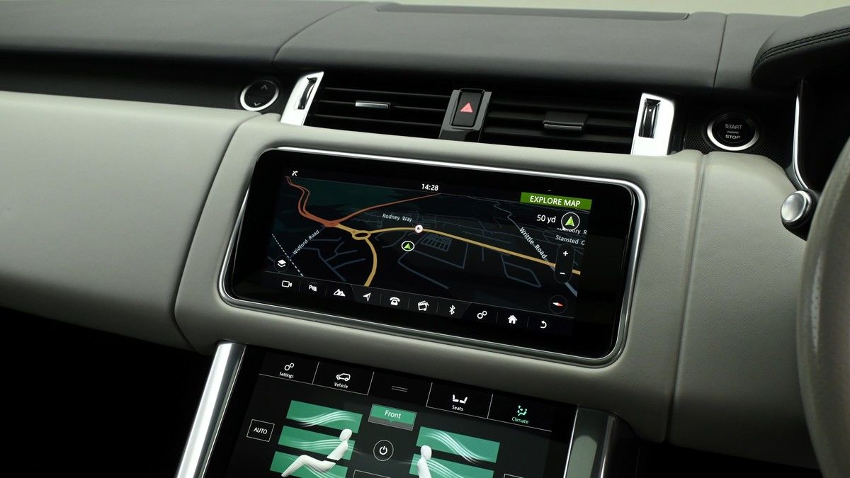 Land Rover Range Rover Sport Image 11