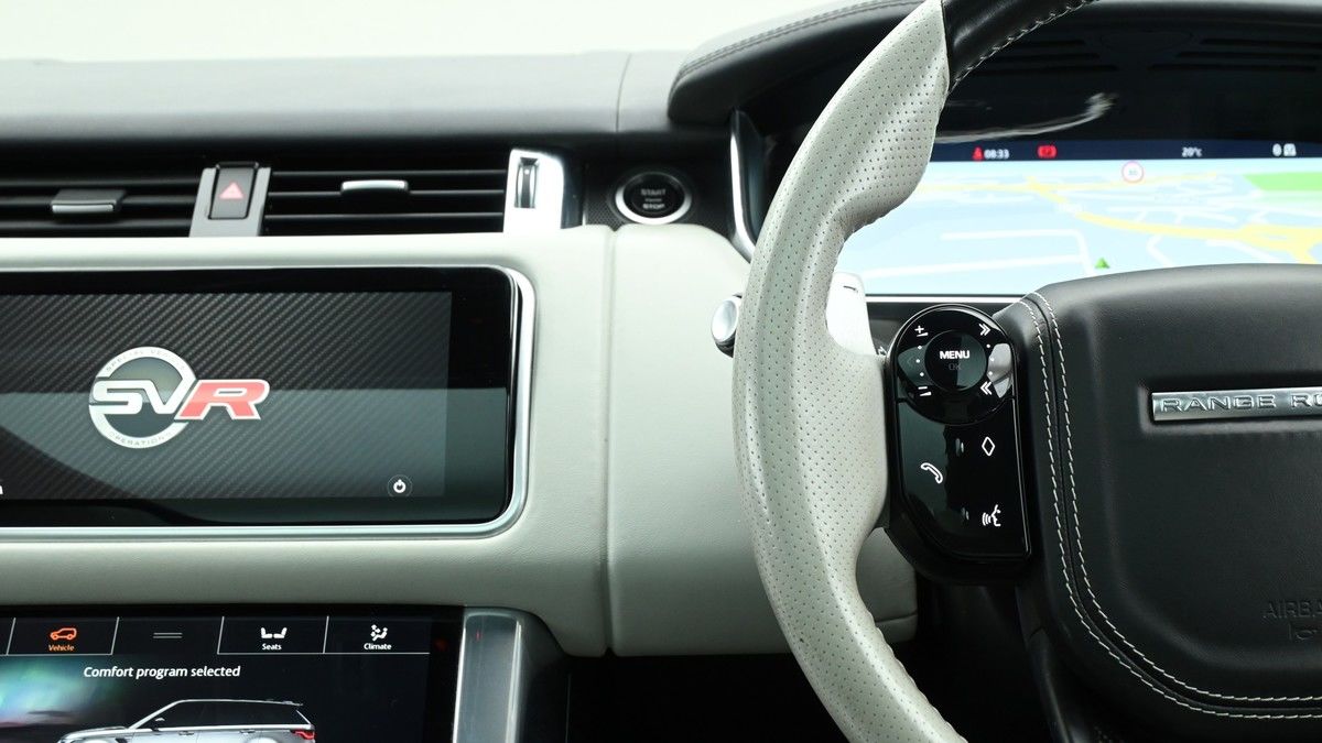 Land Rover Range Rover Sport Image 22