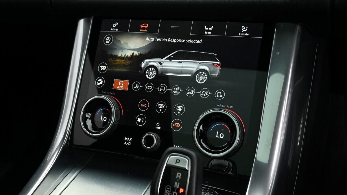 Land Rover Range Rover Sport Urban Image 12