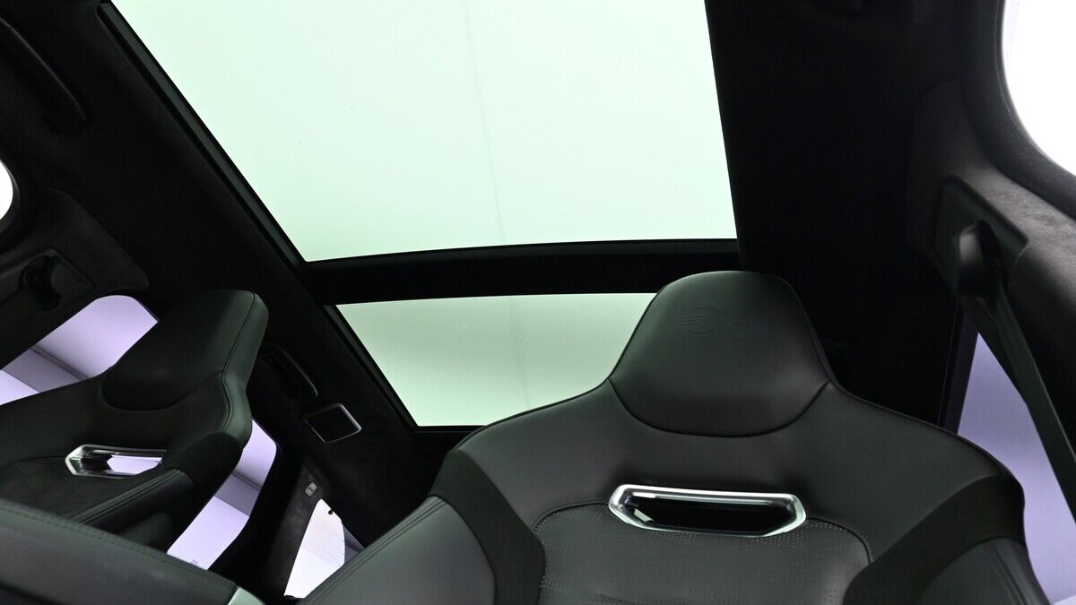 Land Rover Range Rover Sport Urban Image 2