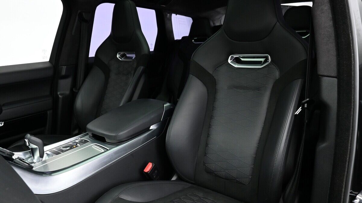 Land Rover Range Rover Sport Urban Image 4