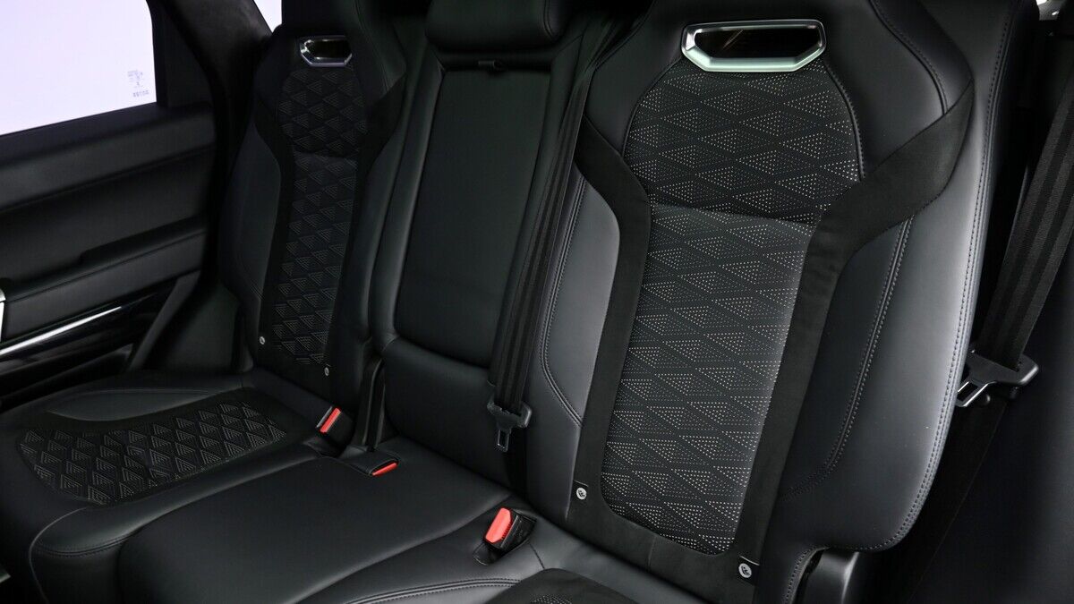 Land Rover Range Rover Sport Urban Image 5