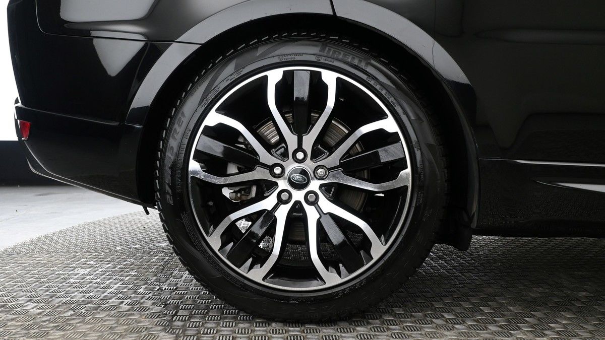 Land Rover Range Rover Sport Image 9