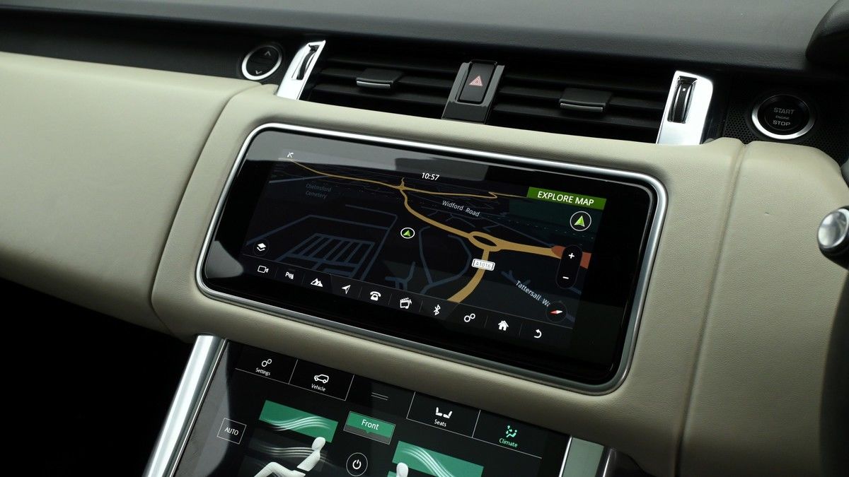 Land Rover Range Rover Sport Image 11