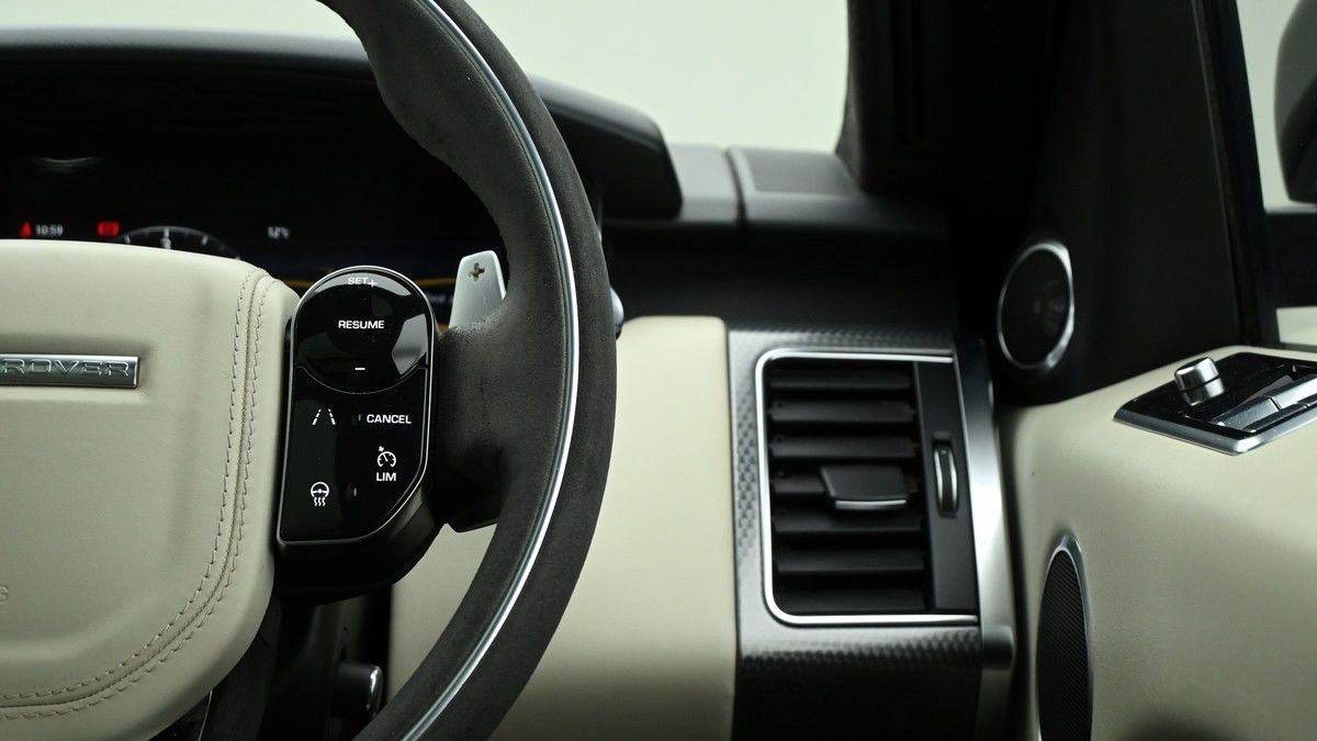 Land Rover Range Rover Sport Image 16