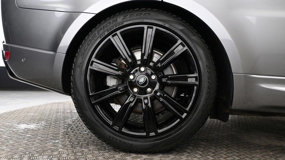 Land Rover Range Rover Sport Image 11