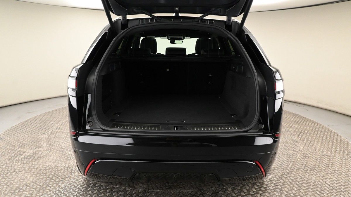 Land Rover Range Rover Velar Image 19