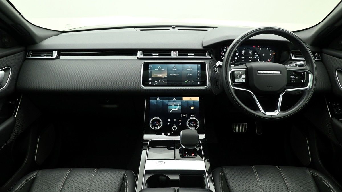 Land Rover Range Rover Velar Image 27