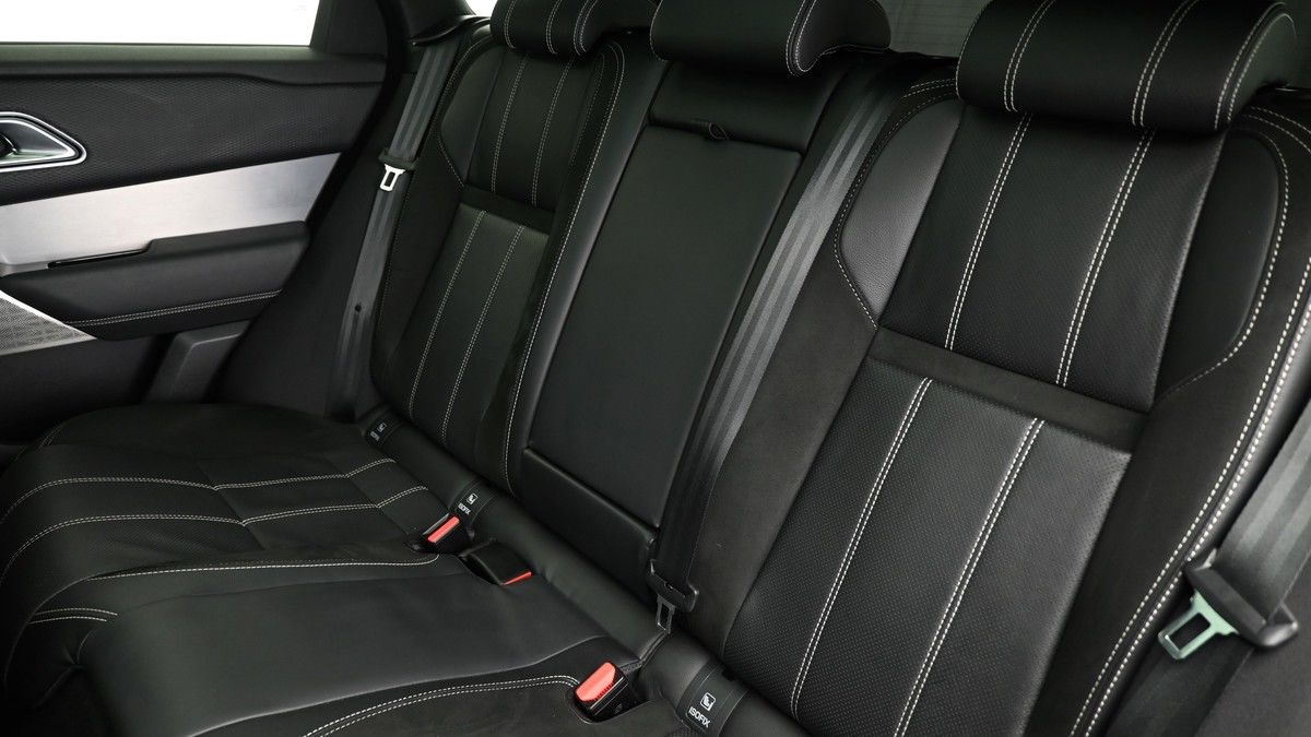 Land Rover Range Rover Velar Image 9
