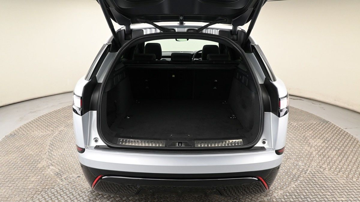 Land Rover Range Rover Velar Image 10