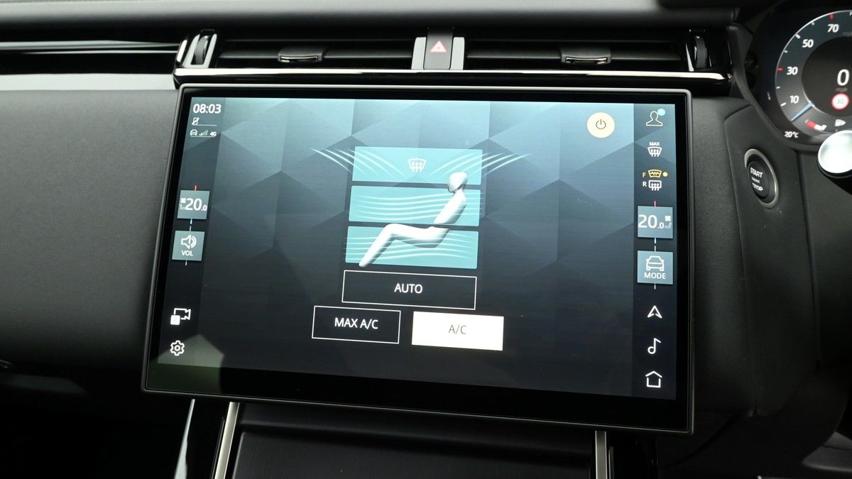 Land Rover Range Rover Velar Image 12
