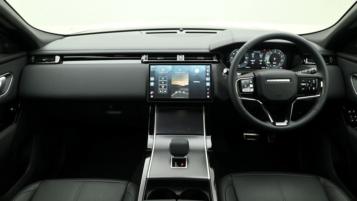 Land Rover Range Rover Velar Image 14