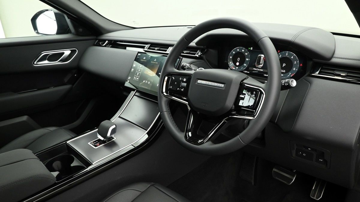 Land Rover Range Rover Velar Image 3