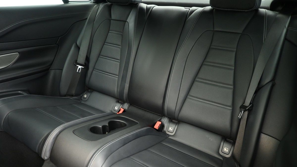 Mercedes-Benz E Class Image 5
