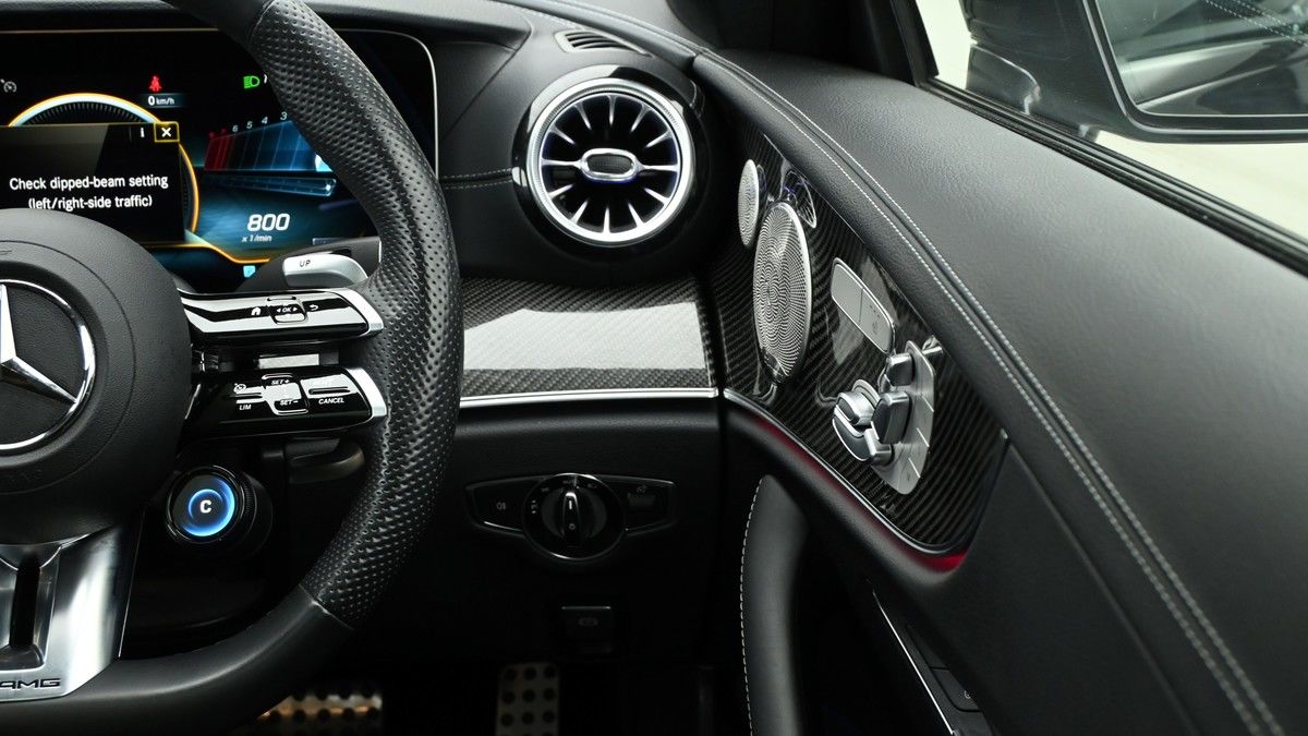 Mercedes-Benz E Class Image 16