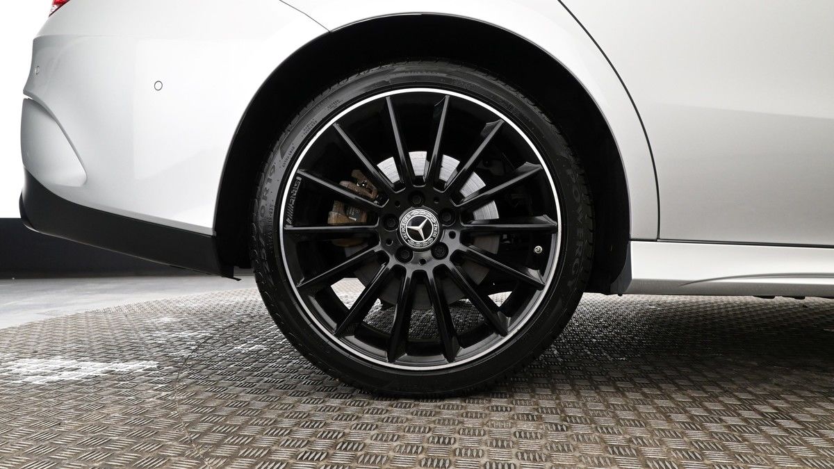 Mercedes-Benz CLA Image 9