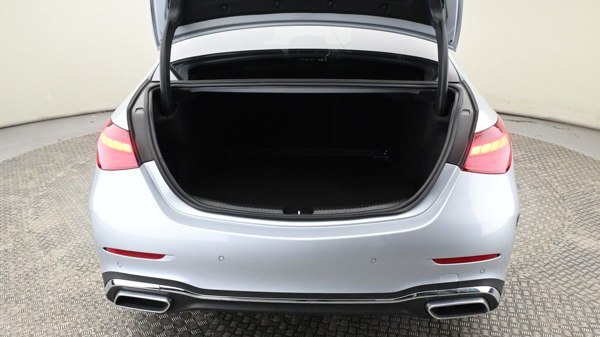 Mercedes-Benz C Class Image 9