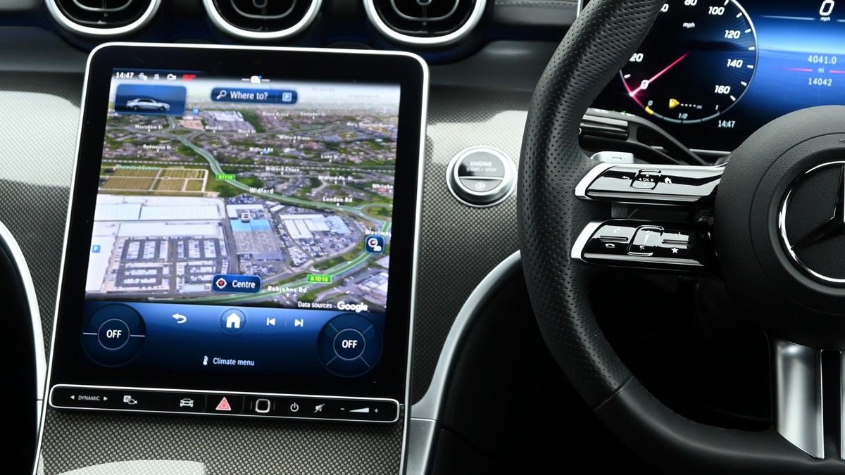 Mercedes-Benz C Class Image 14