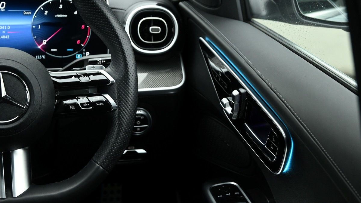 Mercedes-Benz C Class Image 15