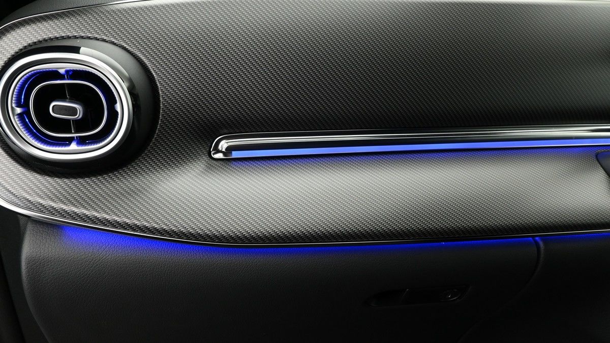 Mercedes-Benz V Class Image 12