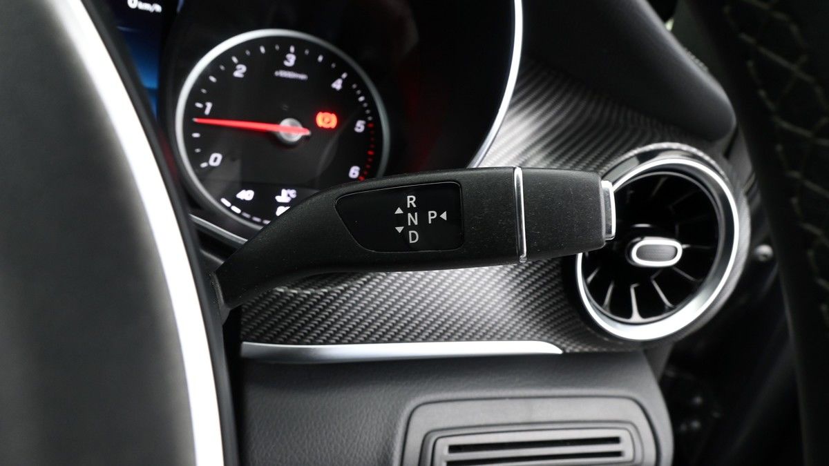 Mercedes-Benz V Class Image 2