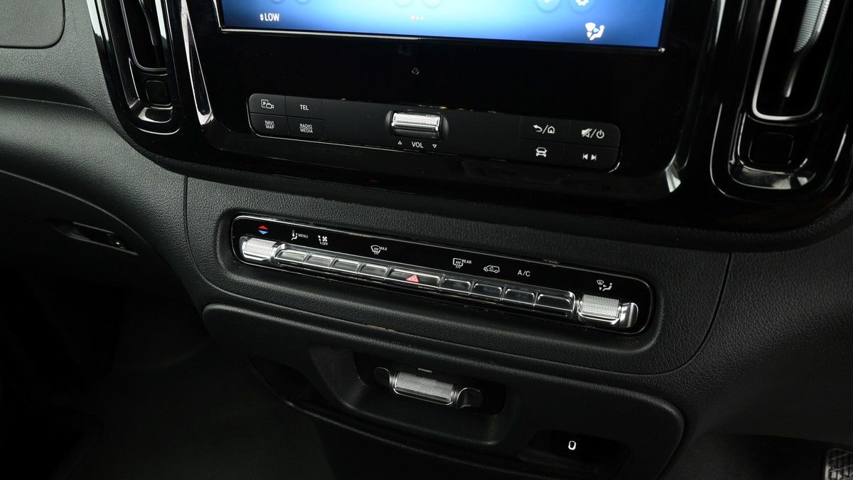 Mercedes-Benz Vito Image 12