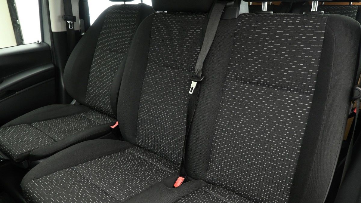 Mercedes-Benz Vito Image 4