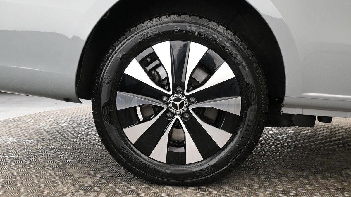 Mercedes-Benz Vito Image 9