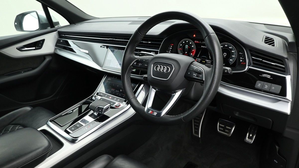 Audi SQ7 Image 3