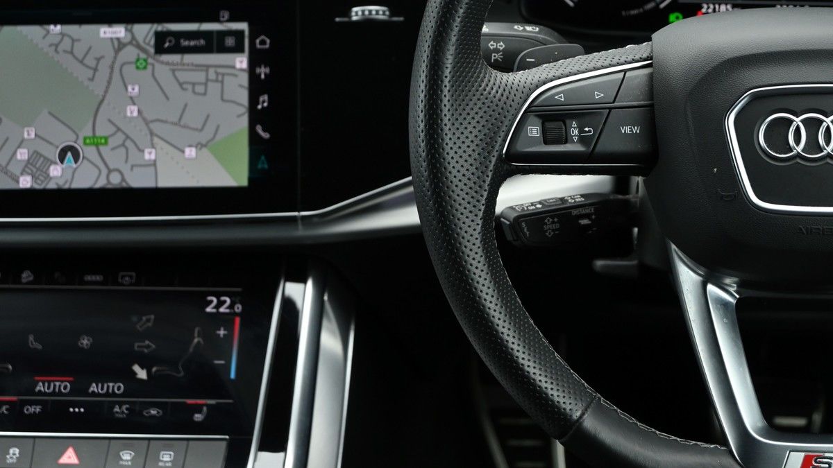 Audi SQ7 Image 15
