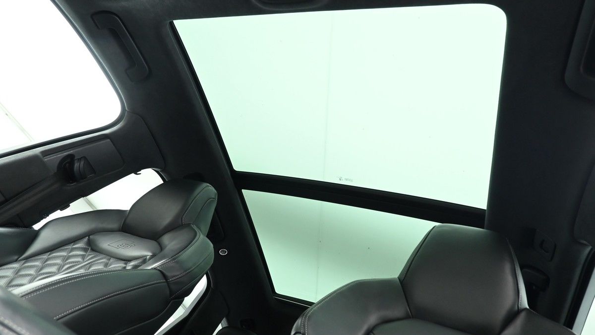 Audi SQ7 Image 2