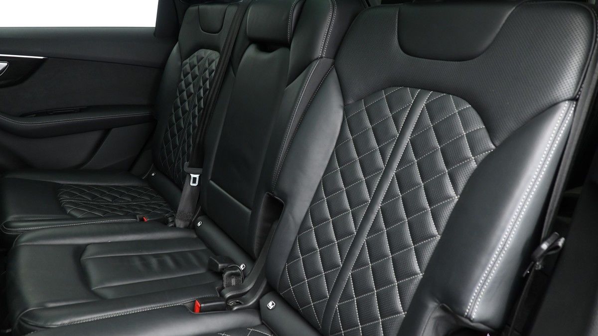 Audi SQ7 Image 5