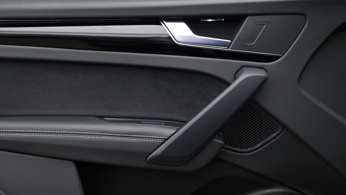 Audi Q5 Image 13