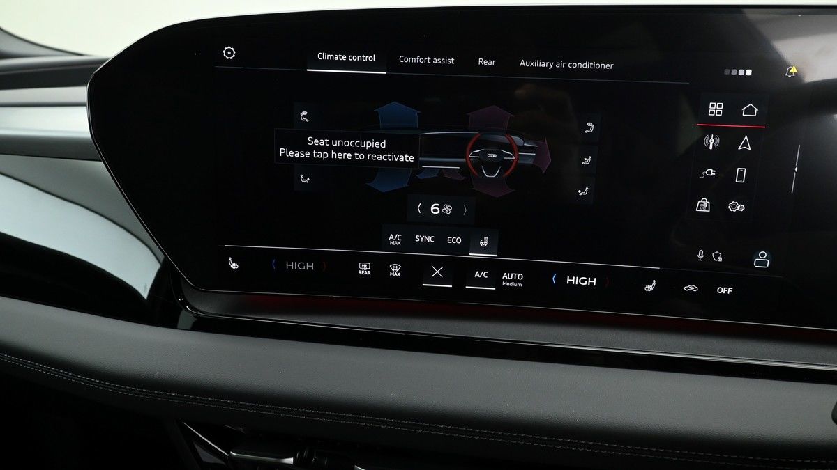 Audi Q6 e-tron Image 12