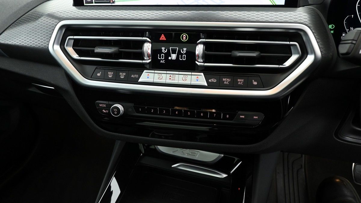 BMW X3 Image 12