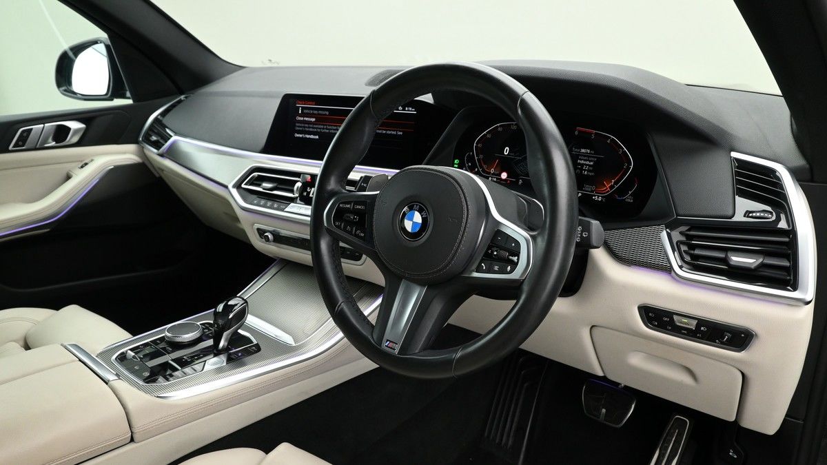 BMW X5 Image 5