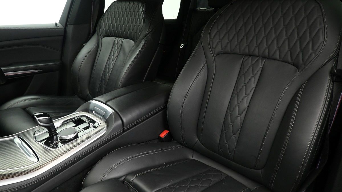 BMW X5 Image 4