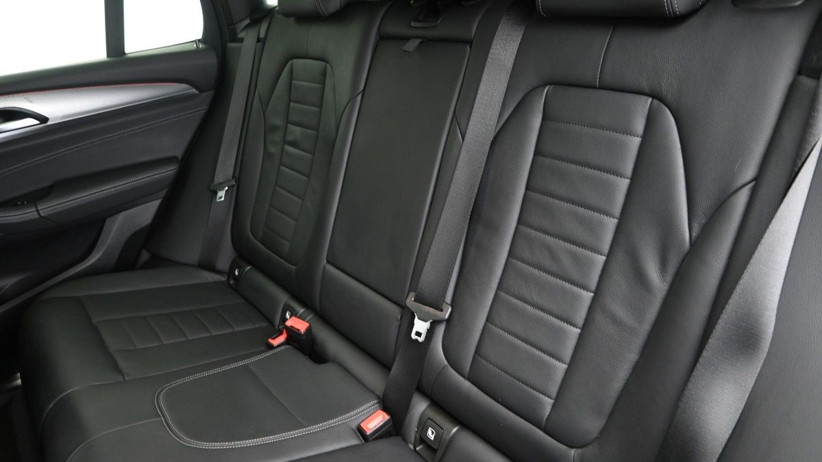 BMW X3 Image 10